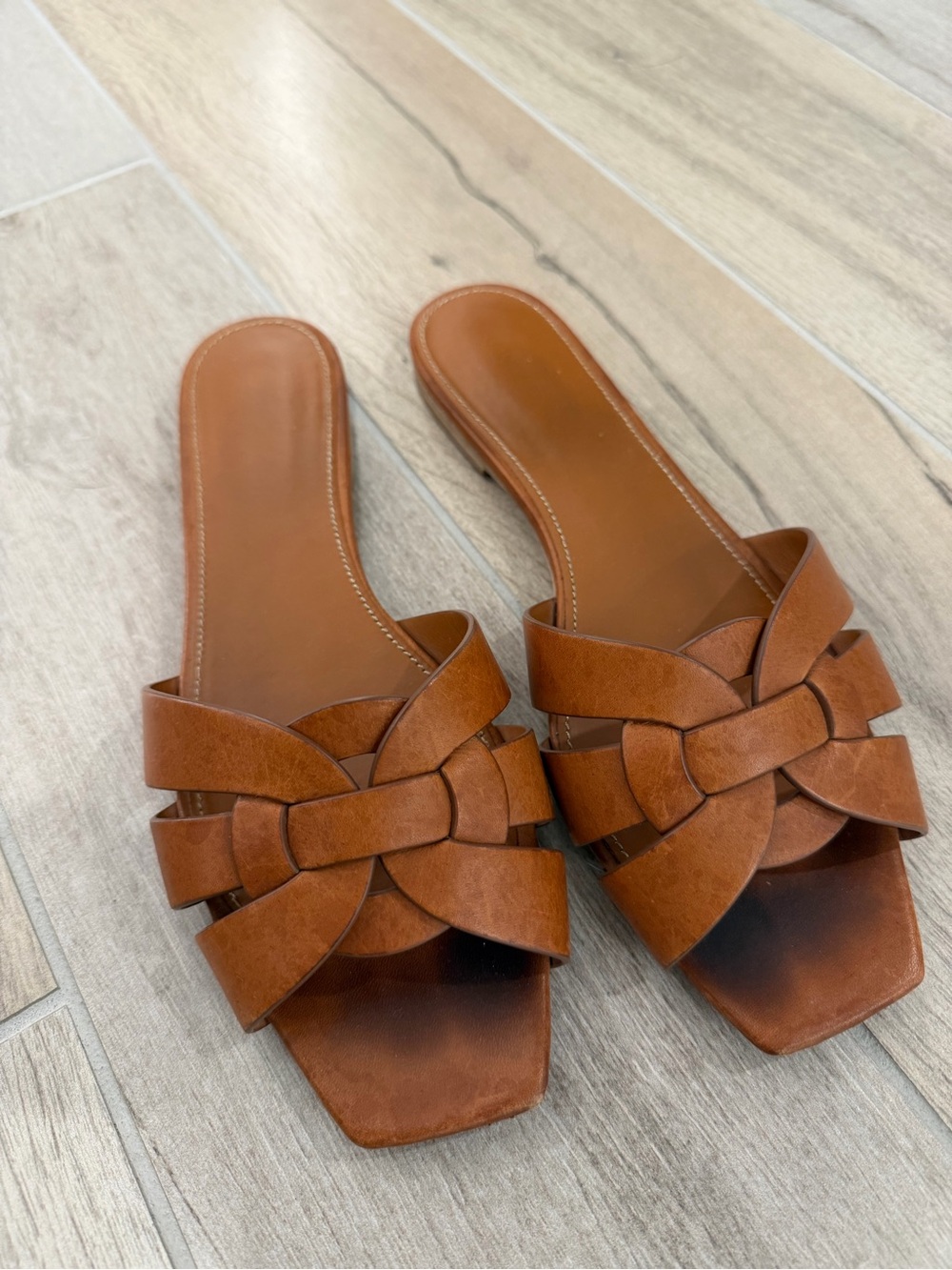 YSL Tribute Sandals in tan - Picture 3 of 4